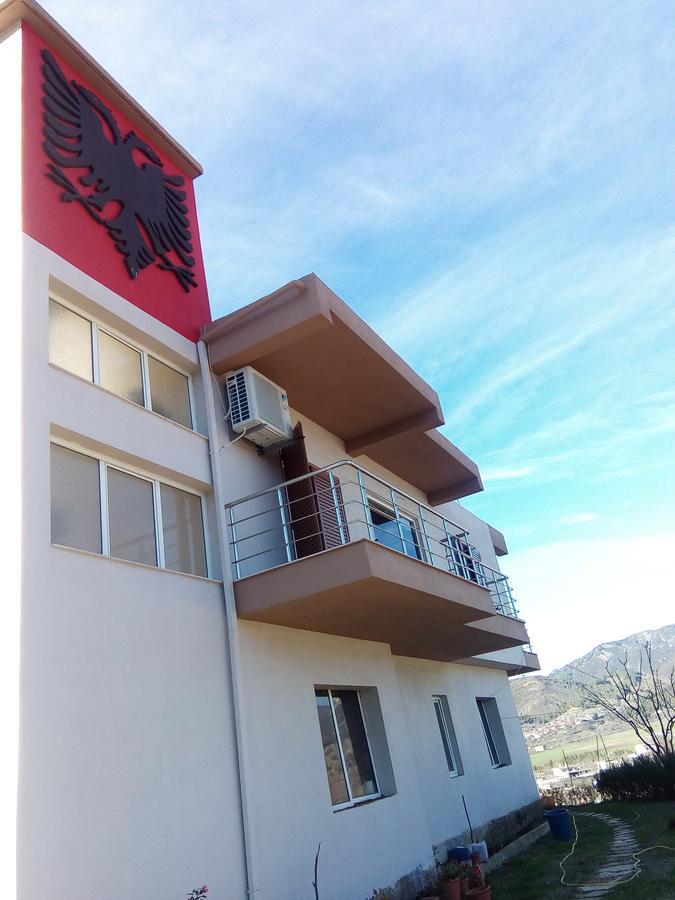 Eagle House Villa Përmet Екстериор снимка